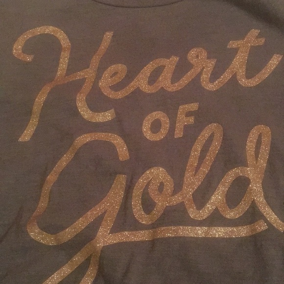 Old Navy- medium 8- Heart of gold shirt - Picture 2 of 2
